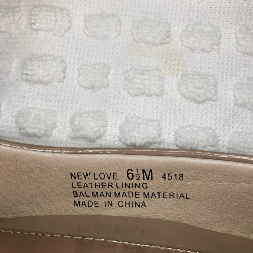 Chinese Laundry New Love Patent Pumps Nude - Picture 11 of 16